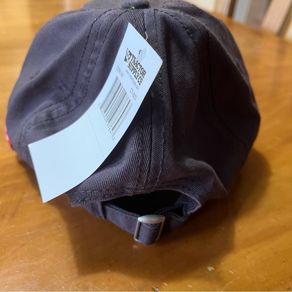 NWT Tractor Supply Baseball Hat / Cap - Picture 4 of 5